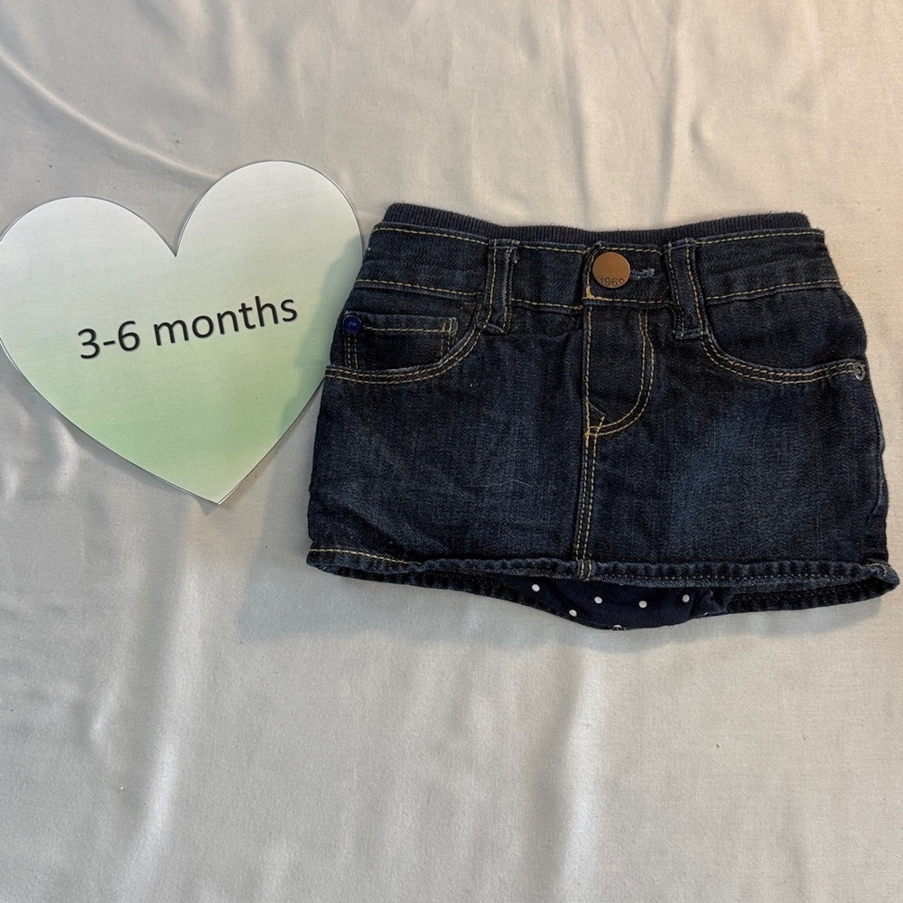 GAP - Quality Denim Skirt with Polka Dot Lining